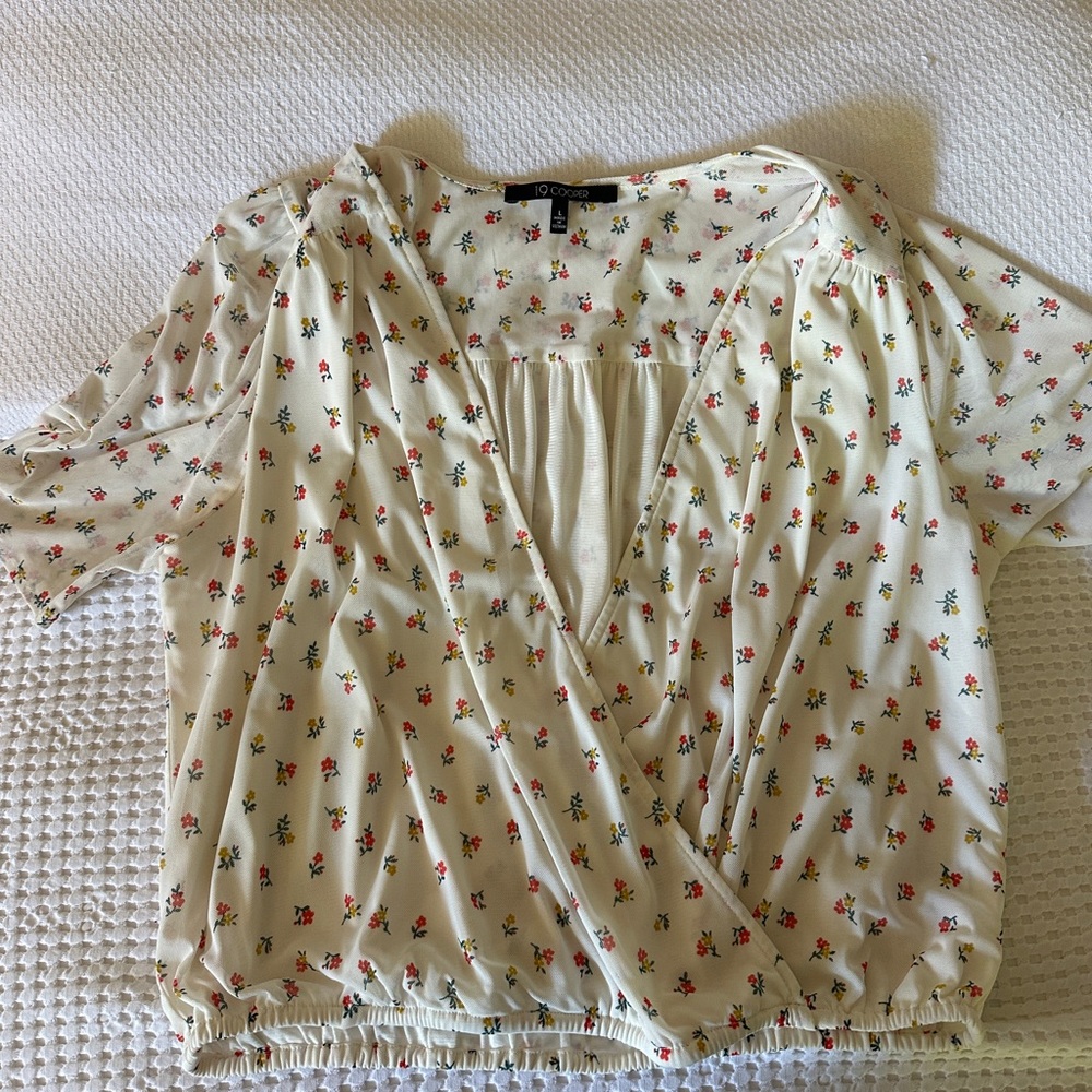 Floral Cream Wrap Top